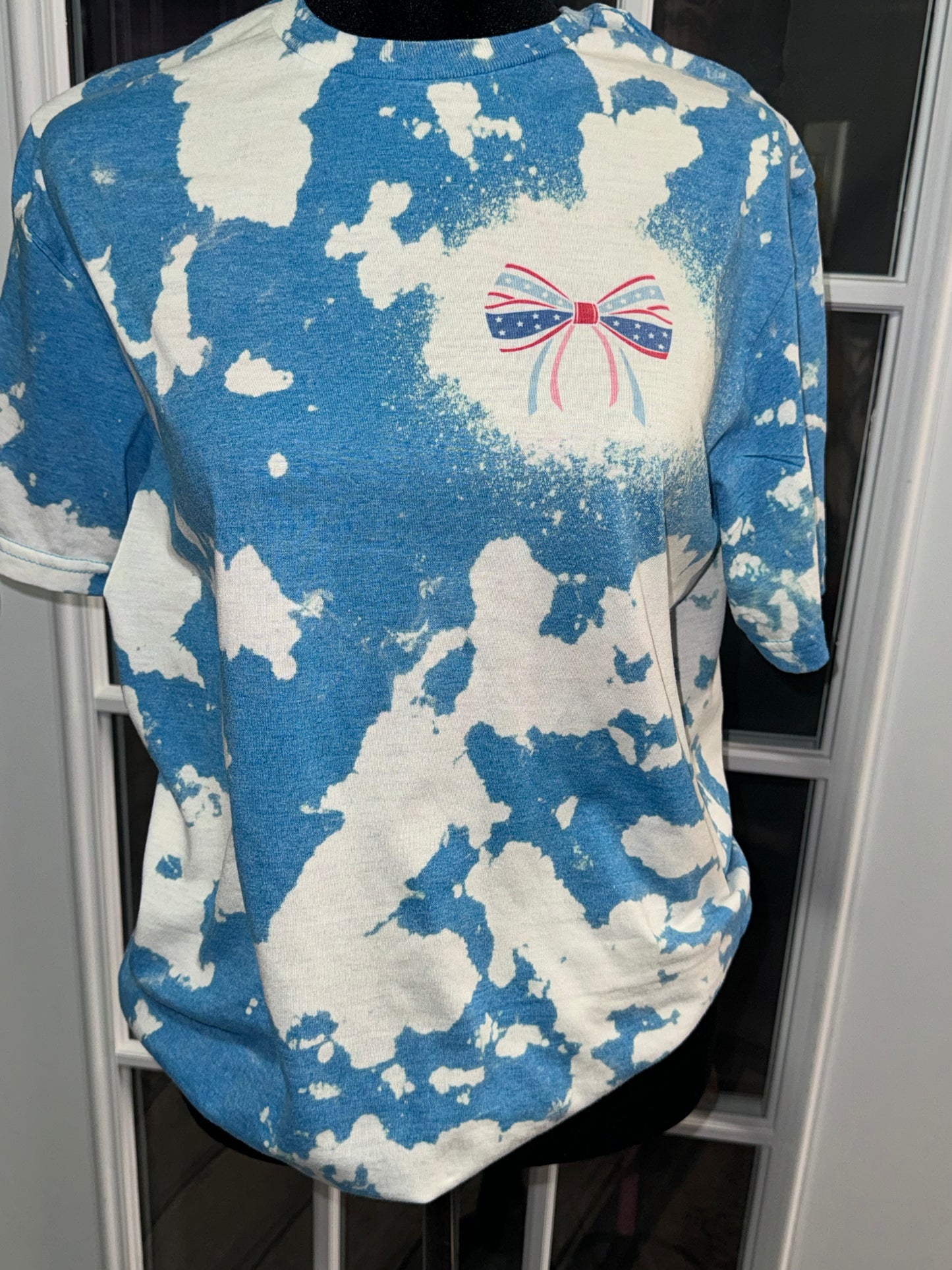 Trump Bows Bleached Tee