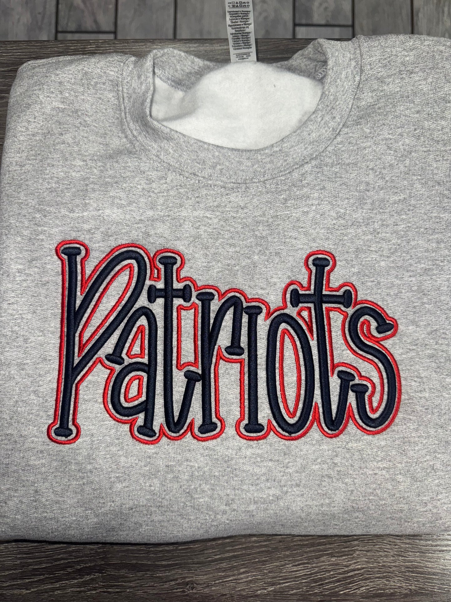 Patriots Puff Embroidered Crewneck